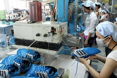 Giày dép là một trong những mặt hàng xuất khẩu chủ lực của Việt Nam sang Tây Ban Nha (Ảnh: Thanh Vũ/TTXVN)