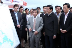 Chủ tịch nước khảo sát tình hình kinh tế xã hội Phú Yên 