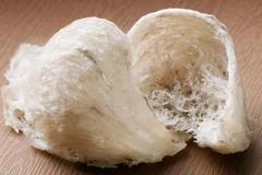 Phát hiện bắt giữ vụ buôn lậu tổ yến trị giá hơn 1,6 tỷ đồng