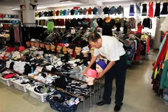 Người châu Âu ngày càng ưa chuộng trung tâm mua sắm nhỏ