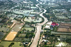 Chùm ảnh mũi Cà Mau xanh mướt chụp từ trên cao 