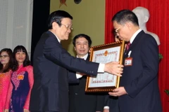 Học viện Nông nghiệp đón danh hiệu anh hùng lực lượng vũ trang