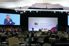 Chủ tịch nước tiếp tục các hoạt động tại Hội nghị Cấp cao Á-Phi