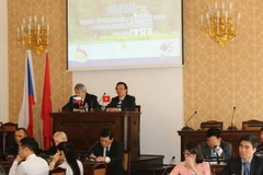 Hội thảo về Lịch sử và triển vọng phát triển của Việt Nam tại Séc