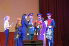 Một phụ nữ Việt Nam được trao giải thưởng Bồ câu bạc của Nga