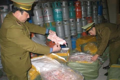 Một vụ thu giữ nội tạng động vật không rõ nguồn gốc. (Ảnh minh họa: Quang Duy/TTXVN)