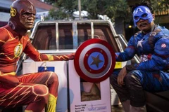 Các siêu anh hùng Avengers bảo vệ cuộc bầu cử ở Indonesia