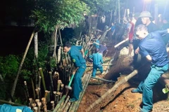 Hà Tĩnh khẩn trương khắc phục sạt lở bờ sông, kè biển sau bão số 4