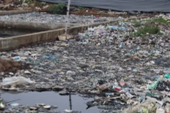 [Photo] Bãi rác Sầm Sơn gây ô nhiễm môi trường xung quanh