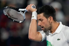 Novak Djokovic đánh mất ngôi vị số 1 thế giới vào tay Medvedev