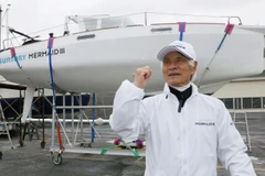 Người nhiều tuổi nhất thế giới một mình lái thuyền buồm vượt TBD