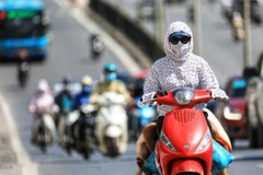 Các khu vực trên cả nước ngày nắng, chiều tối có mưa dông