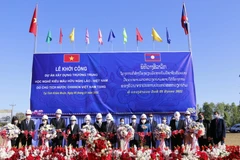 Khởi công trường Trung học nghề kiểu mẫu Hữu nghị Lào-Việt Nam