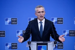 NATO nhấn mạnh giải pháp ngoại giao cho khủng hoảng Ukraine