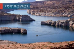 Mỹ: Máy bay lao xuống hồ Powell, khiến 7 người thương vong