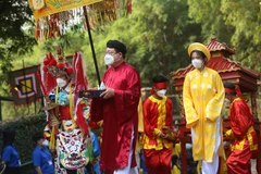 Lãnh đạo TP.HCM và hàng nghìn người dâng hương Giỗ Tổ Hùng Vương