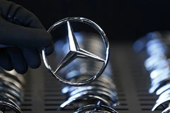 VW, Mercedes-Benz tiếp cận nguyên liệu Canada để sản xuất pin xe điện