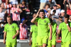 Premier League: M.U thảm bại, Man City và Arsenal thắng đậm