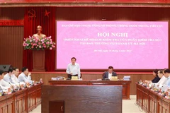 Đoàn kiểm tra số 1 Ban Chỉ đạo Trung ương phòng, chống tham nhũng, tiêu cực làm việc với Ban Thường vụ Thành uỷ Hà Nội.(Ảnh: Phương Hoa/TTXVN)