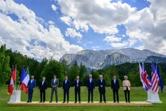 Lãnh đạo G7 và lãnh đạo Liên minh châu Âu tại Hội nghị thượng đỉnh G7 ở Elmau, Đức ngày 26/6. (Ảnh: AFP/TTXVN)