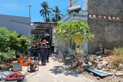 Hiện trường vụ nhà sập khiến 2 người thương vong. (Ảnh: Phan Sáu/TTXVN)