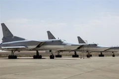 Máy bay chiến đấu Tu-22M3 của Nga tại căn cứ không quân Hamedan ở Iran. (Nguồn: Tasnim/TTXVN)