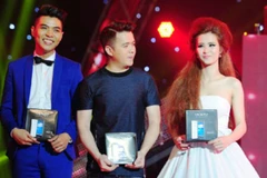 The Remix: Bị chê về sáng tác, Đông Nhi vẫn vươn lên dẫn đầu 