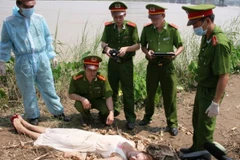 Hình ảnh đầu tiên trong phim 'Câu hỏi số 5' được hé lộ trong buổi họp báo chiều 9/8. (Ảnh: VTV)