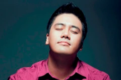 Nghệ sỹ Bùi Công Duy- Giám đốc nghệ thuật của vở diễn 'Hồ Thiên Nga' đêm 1/8 tại Trung tâm Hội nghị Quốc gia Hà Nội. (Ảnh: BTC)