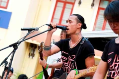 Phạm Anh Khoa làm chuyện... "ngược đời" trước live concert “Phá”? 