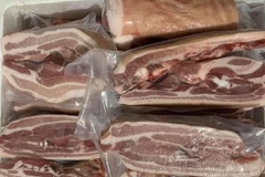 Thịt ba chỉ Nga rút xương. (Ảnh: Vietnam+)