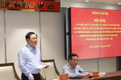 Bí thư Thành ủy Hà Nội Vương Đình Huệ phát biểu tại Hội nghị. (Ảnh: Văn Điệp/TTXVN)
