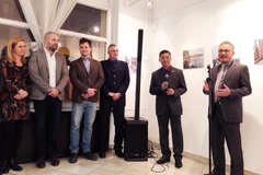 Đại sứ Việt Nam Nguyễn Tiến Thức phát biểu khai mạc. (Ảnh: Hà Thơ/Vietnam+)