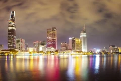 Những hình ảnh miền Nam chuyển mình mạnh mẽ cùng đất nước 