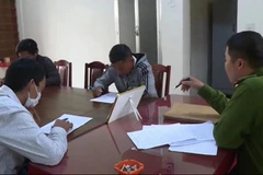 Triệu tập nhóm "phượt thủ" truy đuổi, ném đá vào xe ôtô ở Quốc lộ 20