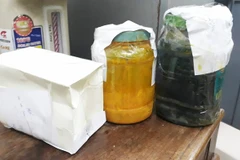 Phát hiện pha trộn xăng nguyên chất với dung môi tại Nghệ An