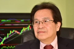 Chuyên gia tài chính Phạm Nam Kim. (Ảnh: Nguyễn Thái/Vietnam+)