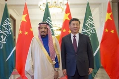 Chủ tịch Trung Quốc Tập Cận Bình và Quốc vương Saudi Arabia Salman. (Nguồn: fortune.com)