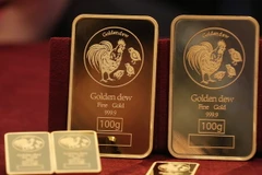 Vàng miếng được bày tại cửa hàng Lotte ở Seoul, Hàn Quốc. (Nguồn: YONHAP/TTXVN) 