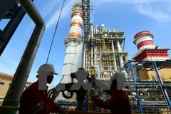 ận hành thiết bị cung cấp điện tại nhà máy điện Cà Mau 1 thuộc PV Power. Ảnh minh họa. (Ảnh: Huy Hùng/TTXVN)