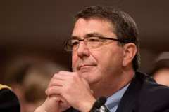 Bộ trưởng Quốc phòng Mỹ Ashton Carter. (Nguồn: navytimes.com)
