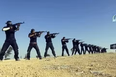 Nhóm vũ trang Ahral al-Sham. (Nguồn: dailymail.co.uk)