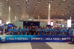 Ông chủ hào phóng người Trung Quốc đưa các nhân viên tới Madrid. (Nguồn: CEN)