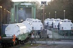 Các toa chứa chất thải hạt nhân. (Nguồn: AFP/TTXVN)