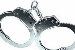 Câu kết doanh nghiệp, 10 cán bộ hải quan để thất thoát 110 tỷ đồng 