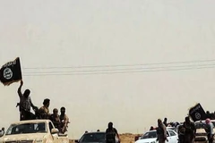 Phiến quân thuộc Nhà nước Hồi giáo Iraq và Cận đông (ISIL) tại một vị trí ở tỉnh Salaheddin, Iraq. (Nguồn: AFP/TTXVN)