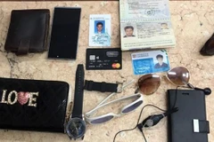 Những vật dụng được cảnh sát Ai Cập cho là của Giulio Regeni. (Nguồn: EPA)