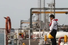 Cơ sở lọc dầu tại đảo Khark của Iran ở ngoài khơi vùng Vịnh. (Nguồn: AFP/TTXVN)
