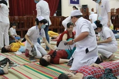 Hơn 40 học sinh tiểu học tại TP.HCM nghi bị ngộ độc thức ăn