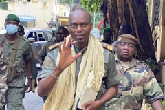 Ông Sadio Camara tới trụ sở Bộ Quốc phòng tại Bamako, Mali. Ông Camara đã bị thay thế khỏi vị trí Bộ trưởng Quốc phòng trong cuộc cải tổ nội các của Mali. (Ảnh: AFP/TTXVN)